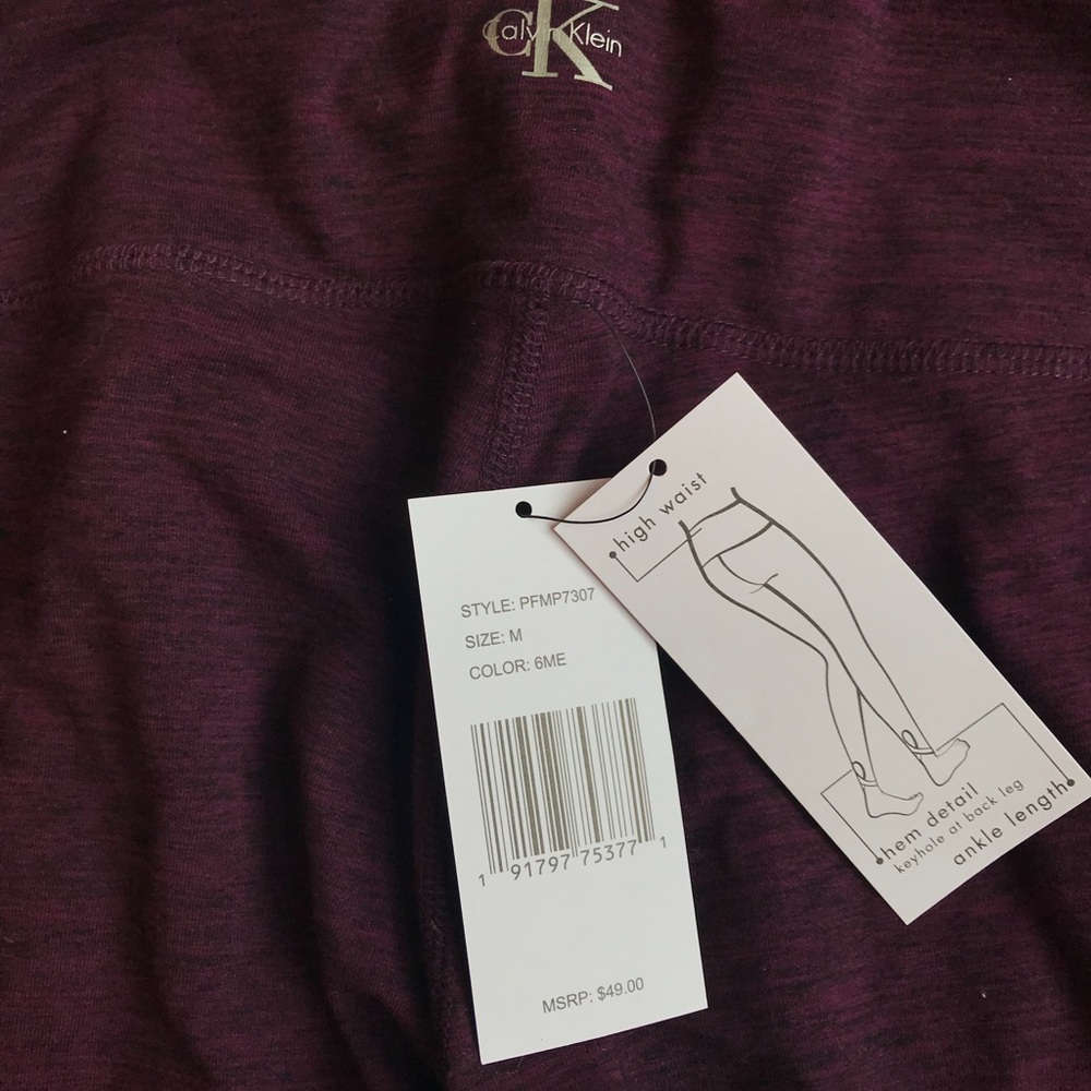 NWT Calvin Klein High wasted leggings